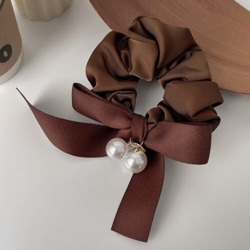 PEARL BOW BARRETTE